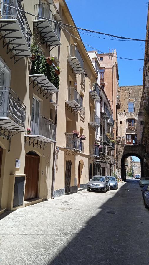 Arco Cuto